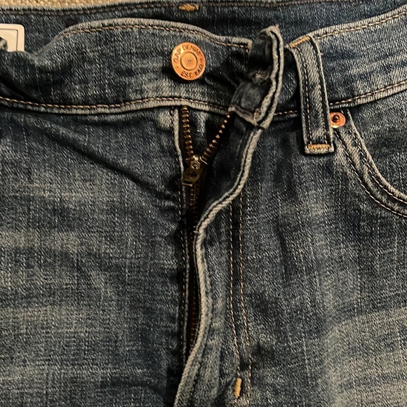 GAP Womens’s Denim Short - Picture 4 of 4